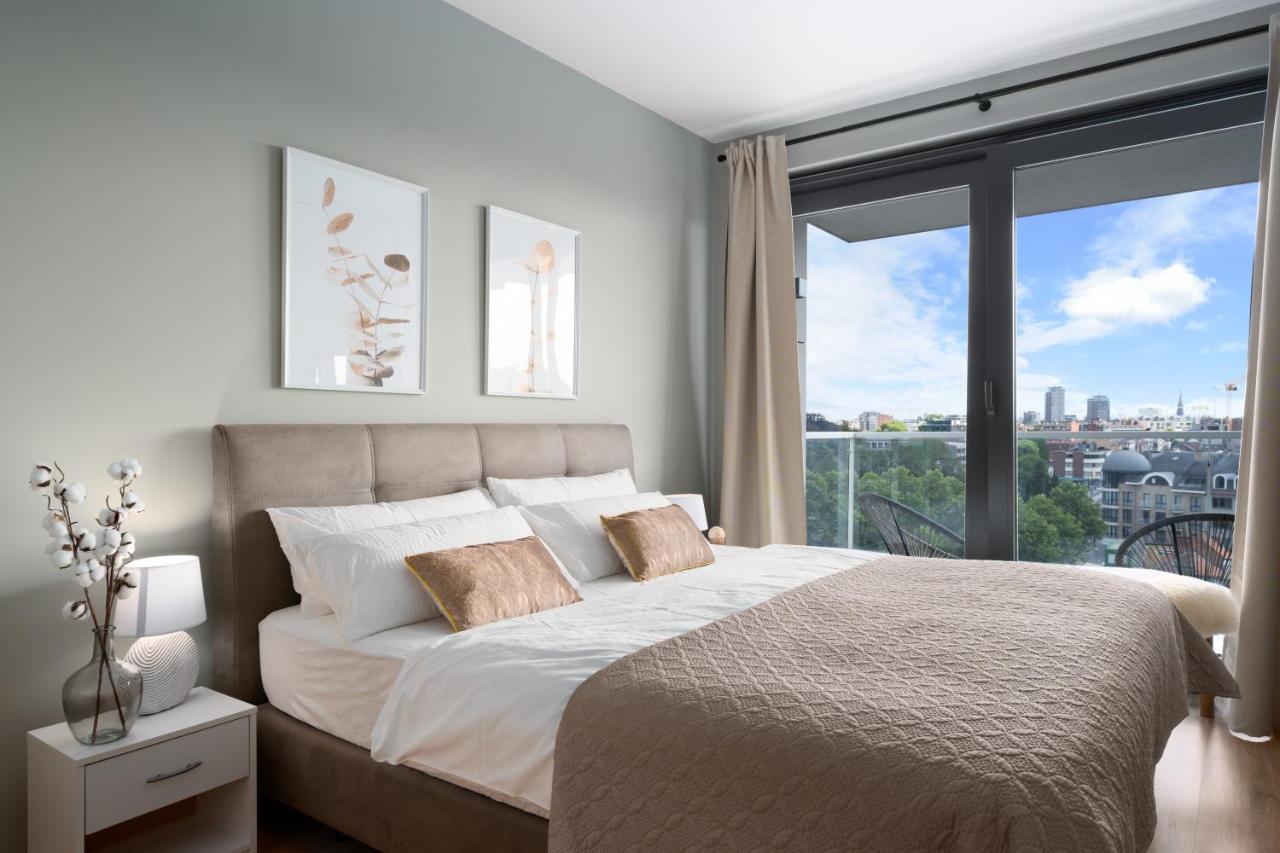 Shs Homes-Luxe Highrise, 2 Bedrooms, Kitchen, Free Parking, Stunning View, Large Tarrasse, Workspace Άσσελτ Εξωτερικό φωτογραφία