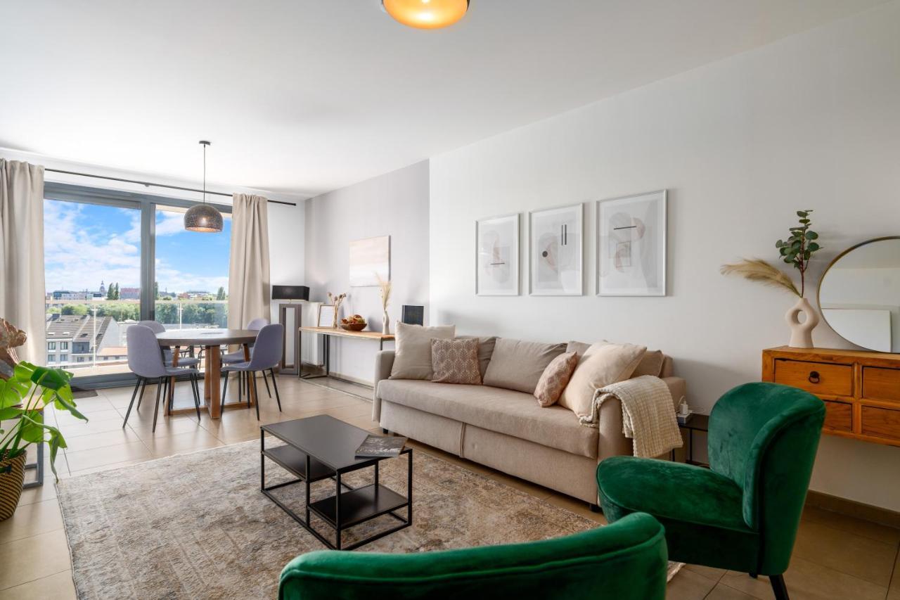 Shs Homes-Luxe Highrise, 2 Bedrooms, Kitchen, Free Parking, Stunning View, Large Tarrasse, Workspace Άσσελτ Εξωτερικό φωτογραφία